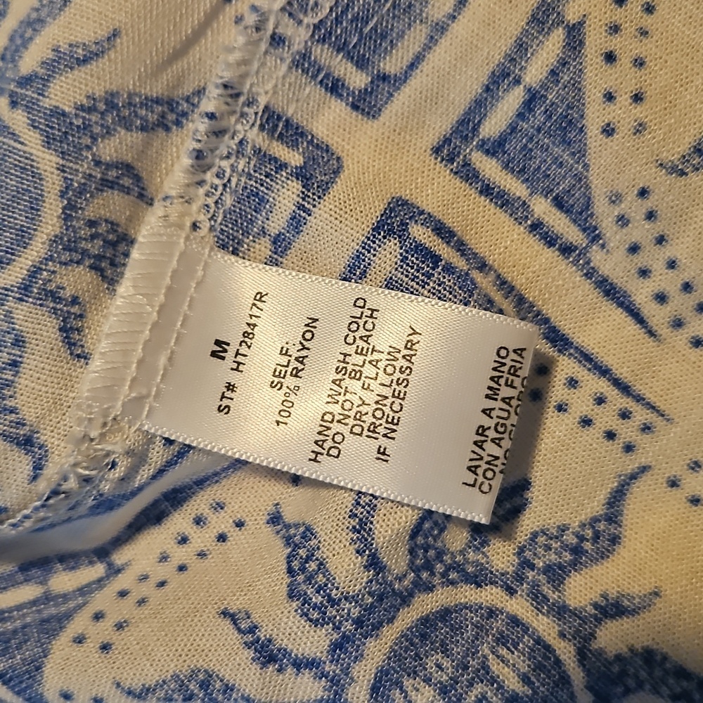 Peach Blue and White Patterned Shirt Size Meduim - Picture 4 of 4